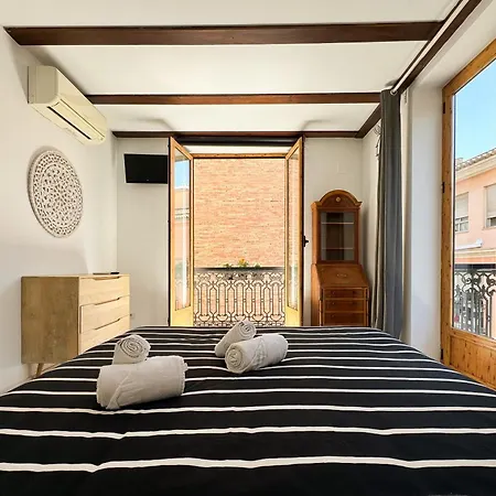 Daire Duplex En El Carmen 2 *
